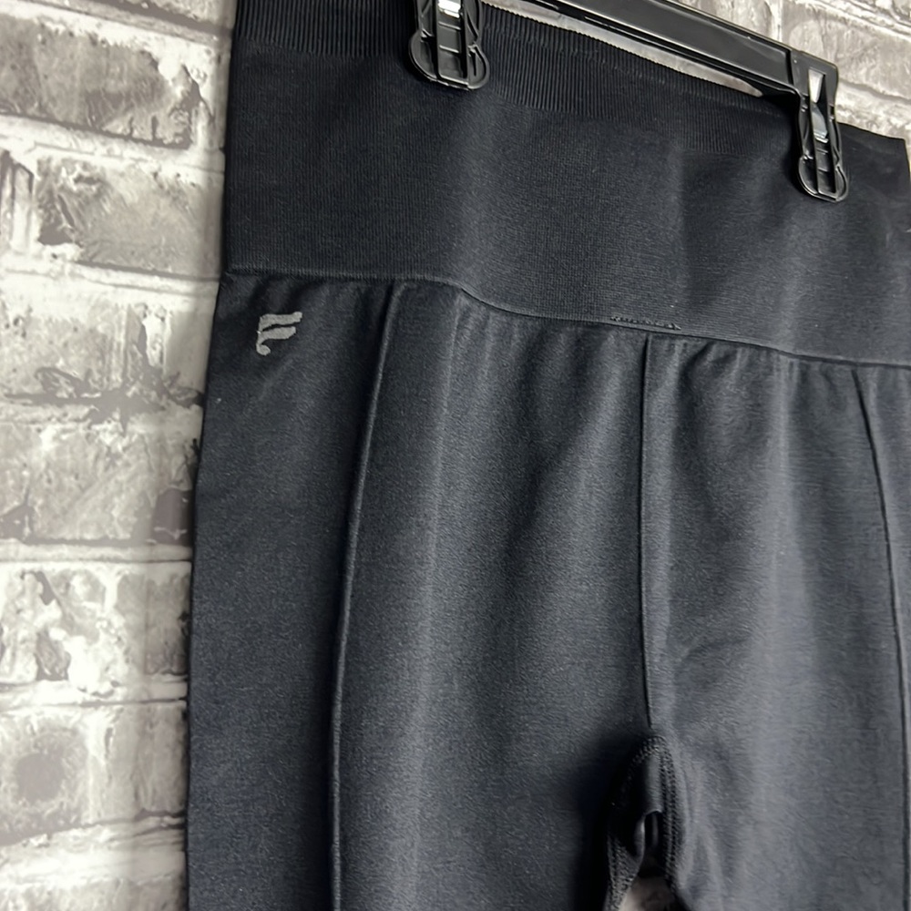 Fabletics - Picture 5 of 7